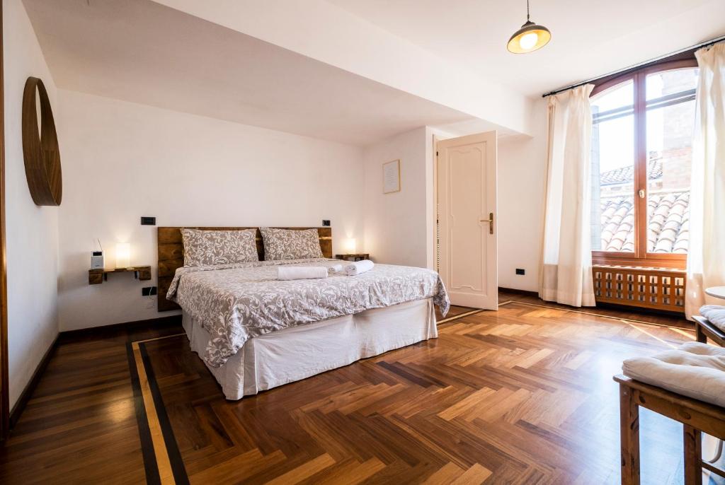 Camera Deluxe con letto matrimoniale